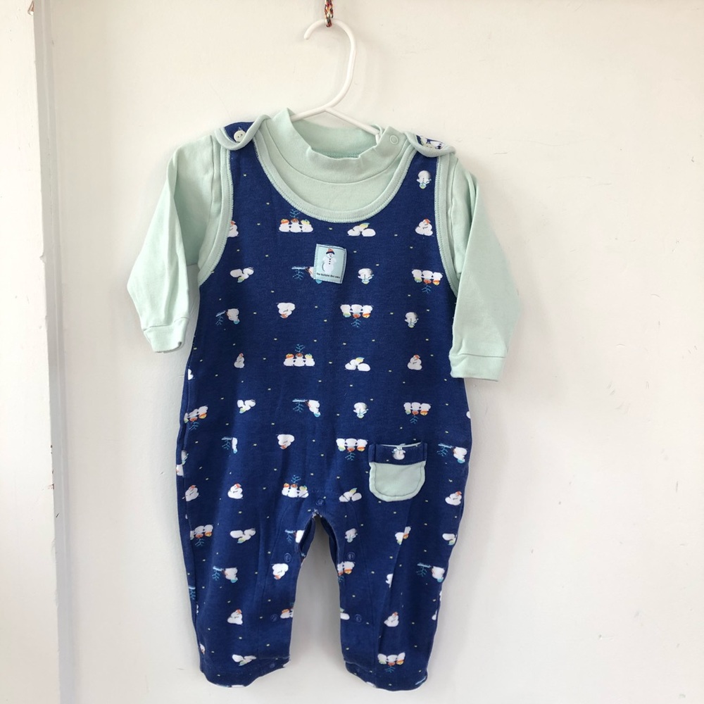 🏹EUC- Adorable Snowman Turtleneck/ Overall Set